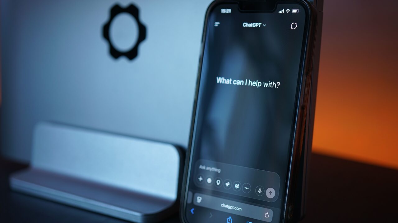 AI Chatbots for Customer Support: The ROI for UAE Businesses